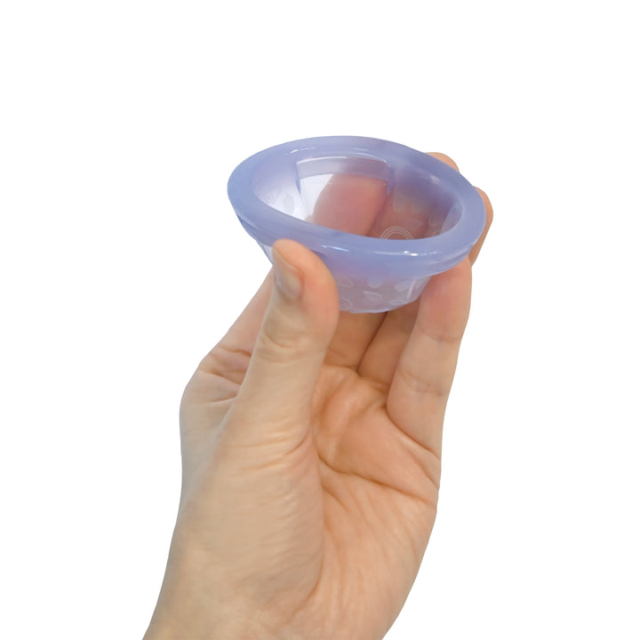 [Small, Easy to Remove]<br> Fullmoon Girl Cup <br> 10-30ml Light to Heavy Flow <br> Soft Design, Easy for First-Time Users