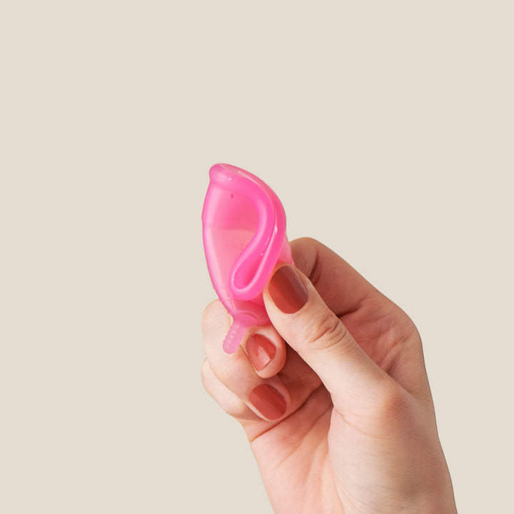 【やわらか・初心者】<br> エヴァカップ<br> 約25ml 普通〜多い日<br> ソフト素材 やさしい装着感 初心者にもおすすめ